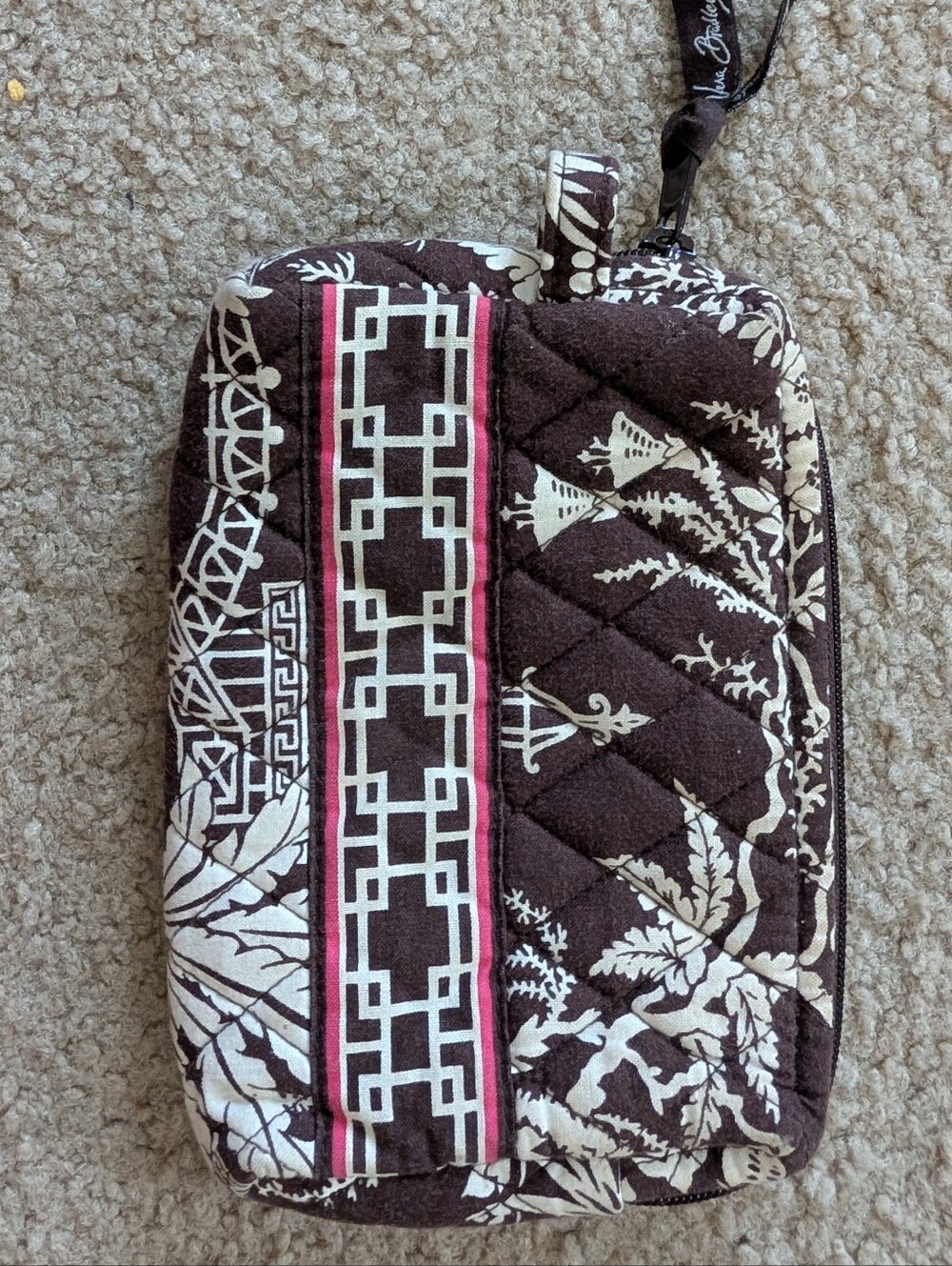 Vera Bradley quilted cotton cosmetic makeup bag in the retired Imperial Toile